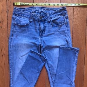 American Eagle Outfitters light wash Jeans 0